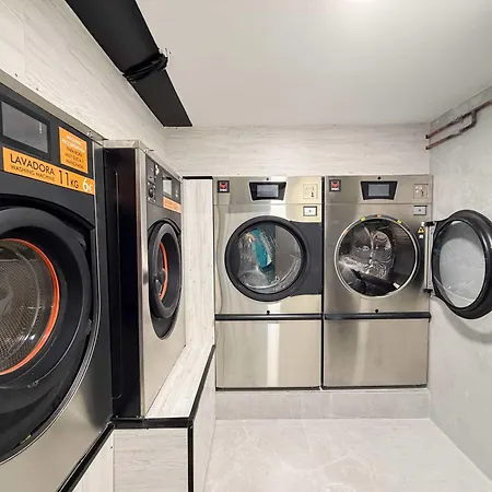Capsule hotel Almorada