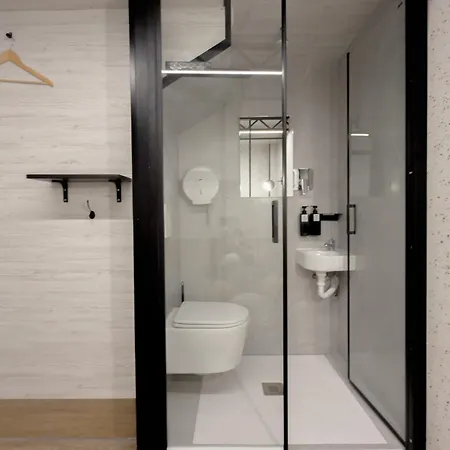 Capsule hotel Almorada