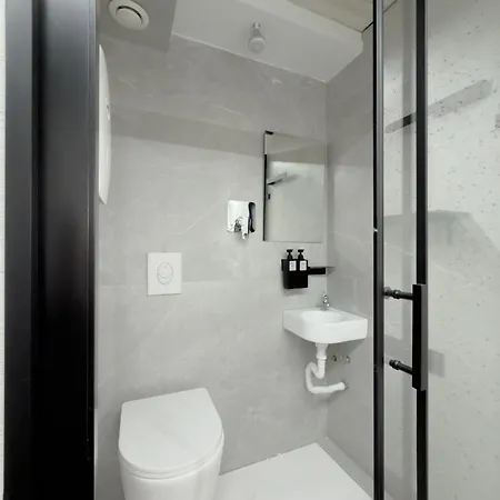 Capsule hotel Almorada Valencia
