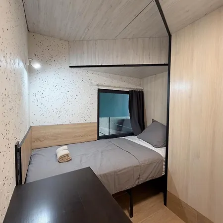Almorada Capsule hotel *