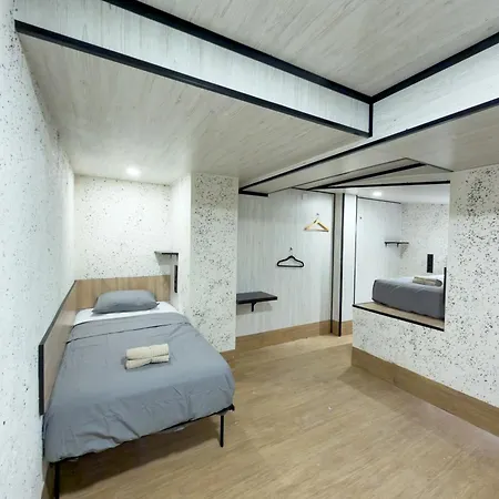 Almorada Capsule hotel