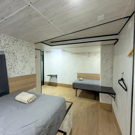 Capsule hotel Almorada Valencia